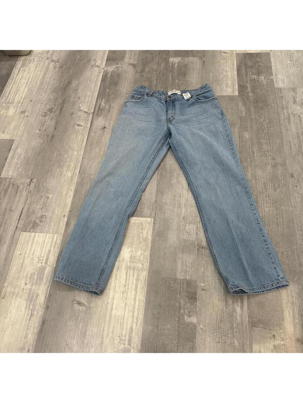 Levi Strauss Women's Signature Stretch Mid Rise Boot Cut Size 14 Medium